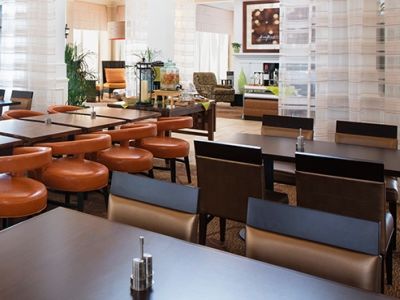 Hilton Garden West Hotel 3*